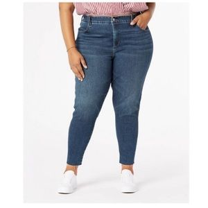 Denizen from Levi’s Women’s Plus Size High Rise Ankle Raw Hem Skinny Jeans 26W